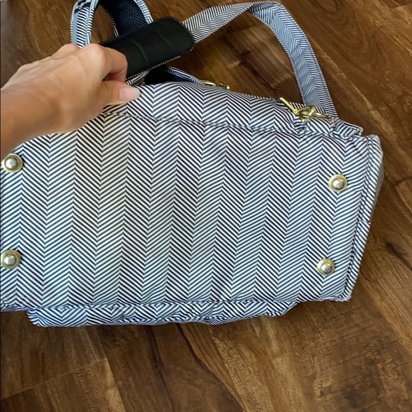 Jujube B.F.F. Diaper Bag and changing pad - Picture 14 of 14